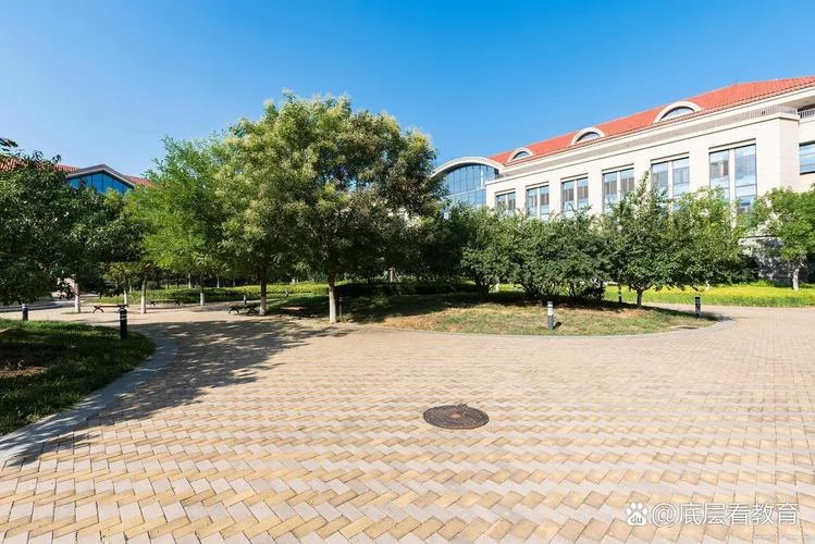 威海市环翠国际中学_1