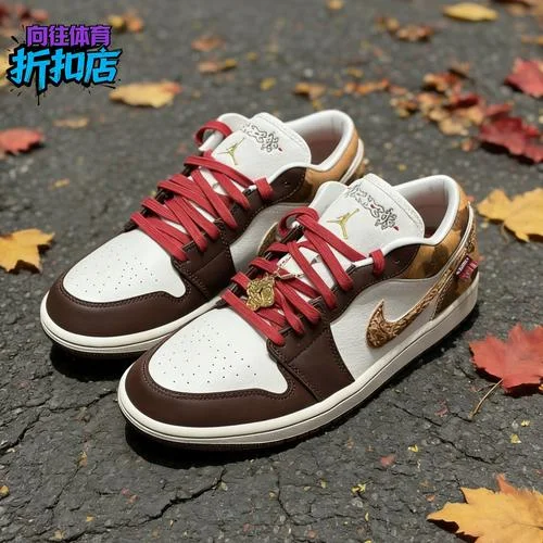 aj1是哪一年出的-AJ1 是哪一年出的