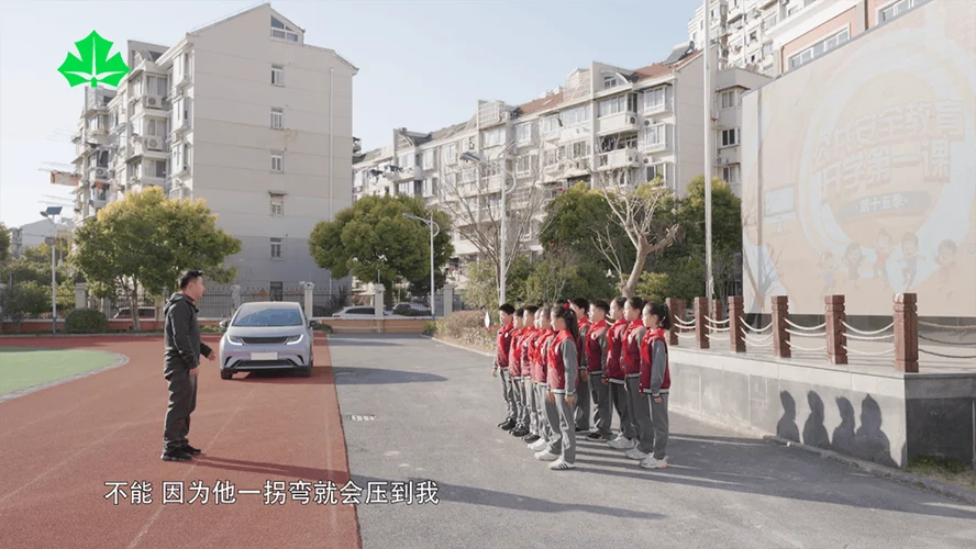 上海市五十二中学-上海五十二中学