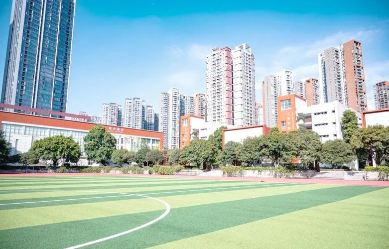 鲁能巴蜀中学_1