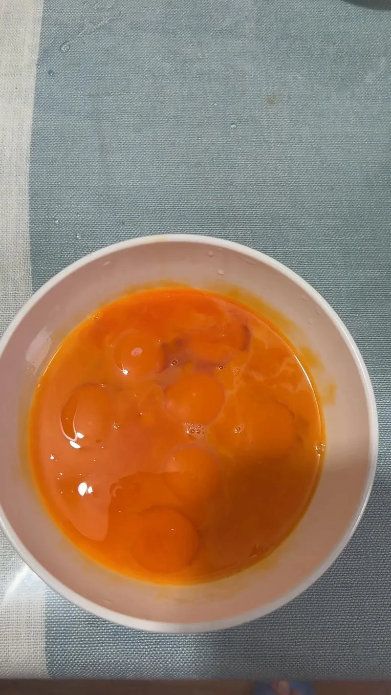 梦见刚买的鸡蛋都碎了_1