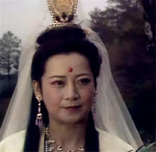纪实她是西游记中观音菩萨的扮演者,演完菩萨后,现状如何