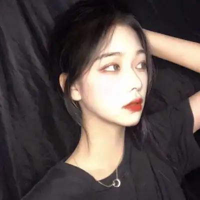 2020御姐女头像高冷气质,反正是不会让你失望的女头