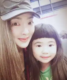 曹格女儿长大了姐姐grace近照少女模样初见