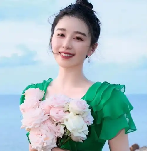 阚清子与大海杠上了,纪凌尘说你爱大海我爱你,未婚夫包海岛求婚