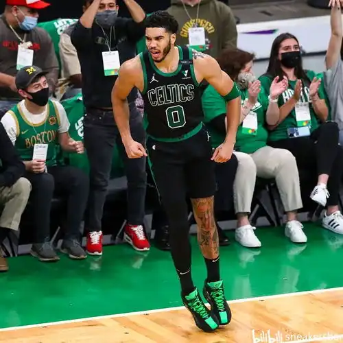 每日nba球星上脚球鞋5月29日