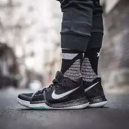 德鲁大叔绝杀利器欧文篮球鞋耐克nikekyrie3限时三折抢购