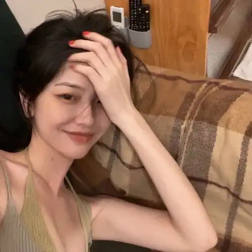 女头︴我有了自己的月亮