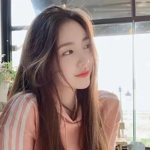 太爱这期的头像了,漂亮妹妹快来换起
