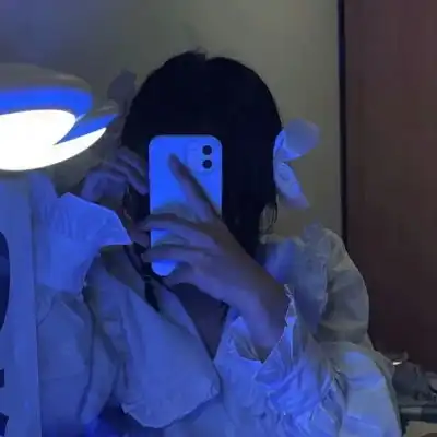 想握住整个星河,悄悄赠你满天星火女生头像我要个性网