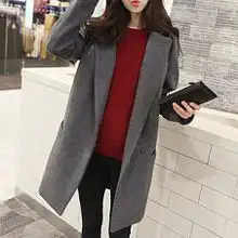 灰色呢子大衣