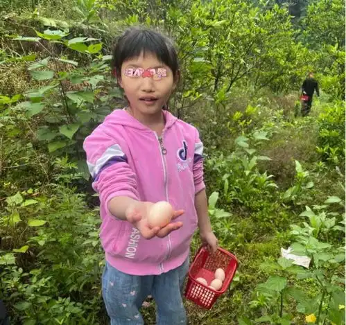 乐山市儿童福利院联合乐山市莉琳青少年心理健康指导中心开展劳动实践主题活动