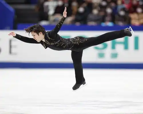 4a正式亮相瑕不掩瑜羽生结弦勇夺全日第六冠宇野昌磨摘银键山优真第三