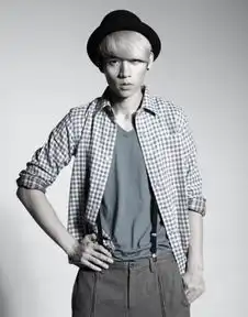 当红男神小鲜肉pk容貌鹿晗李易峰吴亦凡tfboys钟汉良陈键锋
