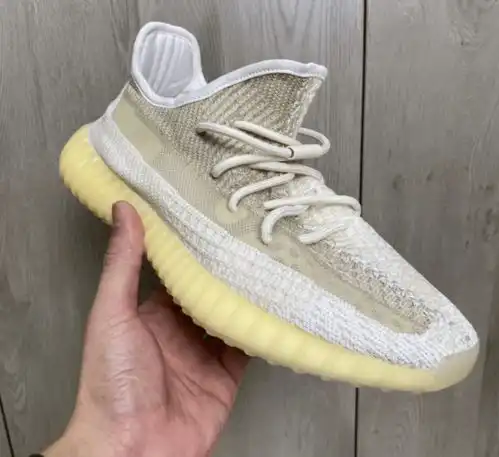七星彩预约又要来了还有满天星返场yeezy本月发售计划看点不少