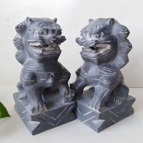 嘴含珠子青石小狮子一对摆件风水镇宅辟邪招财看门石狮开光包邮