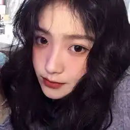 最新卷头发女生头像冷艳气质卷长发女图