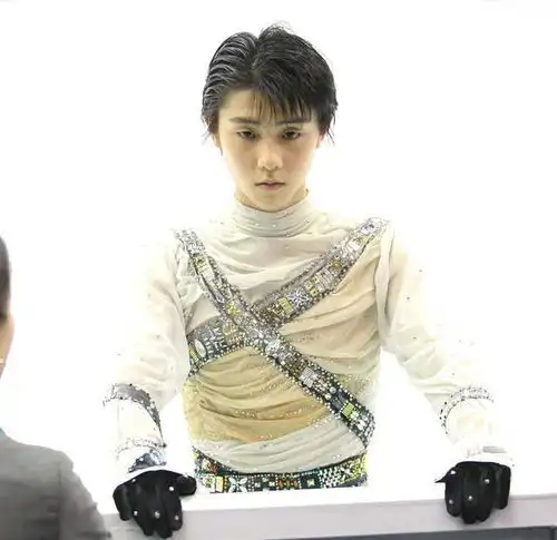 羽生结弦将在个人账号直播训练更让人感动的是这4.7万条评论