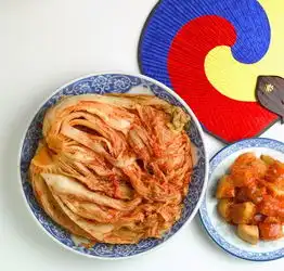 盘点全球10国的国菜,日本是生鱼片,俄罗斯是罗宋汤,中国是