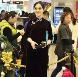 一个明星红不红,就看他的蜡像丑不丑