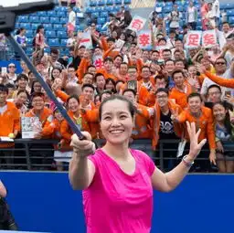 李娜真人秀明年初播保护隐私从不晒宝宝照片