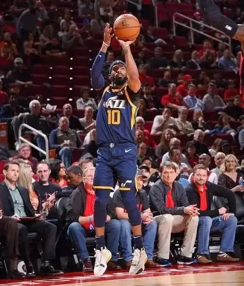 nba西部上半区队内最佳三分射手,勇士库里,灰熊霸王龙