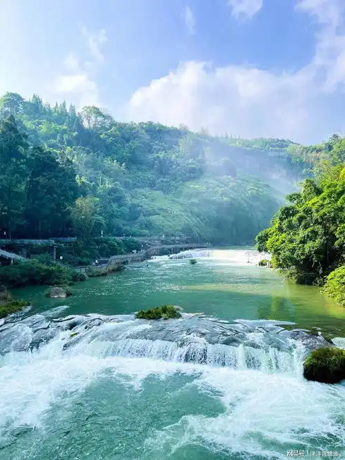 贵州旅游探索神秘山水,安全攻略谨记于心