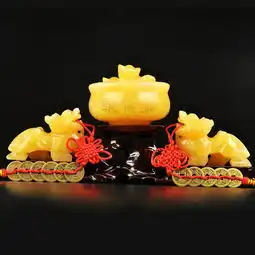 招财黄玉貔貅摆件