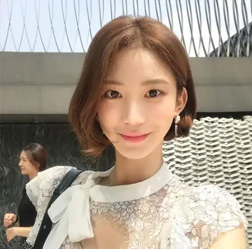 热门轻短发