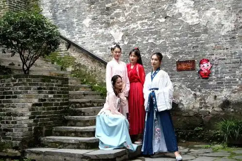 怀化这里,竟然变出无数汉服男女停下脚步,看看那一波波美照涌出