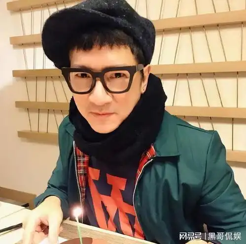 七次演西门庆,靠风月片出名,爱王菲不得娶替身的他,现状如何
