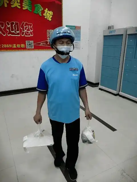 蓝骑士的自白并不需要同情我们,其实大家都一样的
