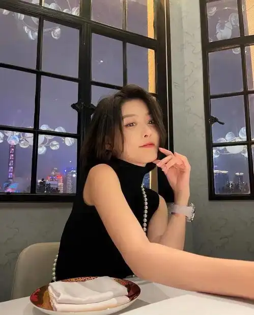 网红御姐聂小雨,这身材你见过吗有料又高挑