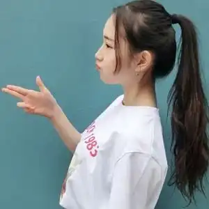 清纯可爱学生妹微信头像9