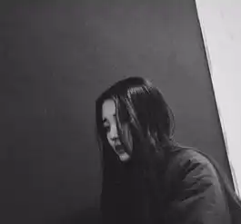 很好的句子你自甘堕落,救你就是害你