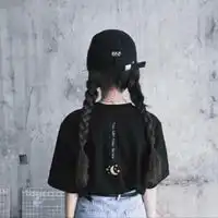 小女孩头像超萌背影小女孩背影图片可爱萌头像