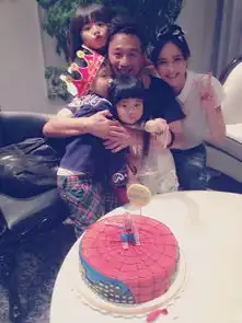 张歆艺与grace姐姐撞脸被疯传