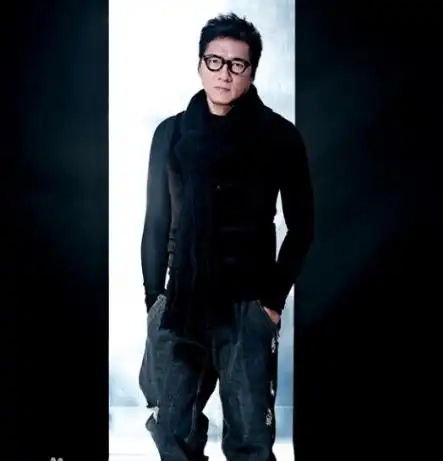 他是西门庆专业户,靠风月片爆红,却独爱妻子20年