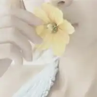 求唯美可爱女生长网名和头像,越多越好,可以加分的