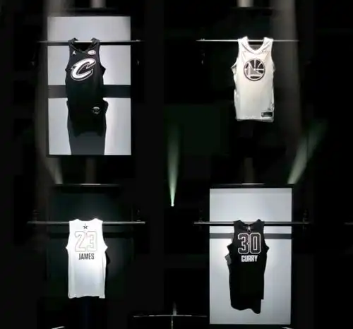 2018nba全明星观赛日闪亮阵容詹姆斯杜兰特vs库里哈登
