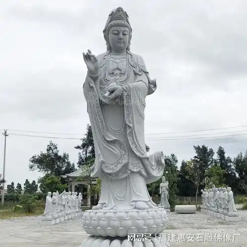寺庙为什么要供奉石雕观音菩萨像