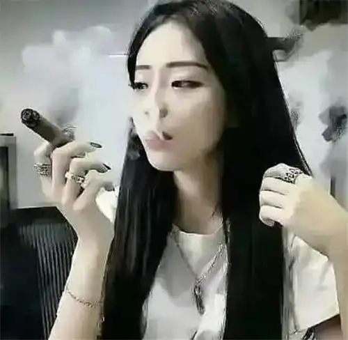 the9成员的早期旧照,刘雨昕假小子,虞书欣非主流,看到喻言惹不起