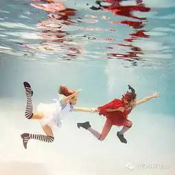 儿童水中创意写真欣赏