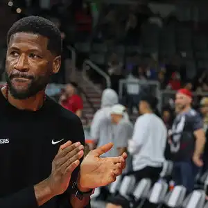 woj火箭发展联盟主帅凯文伯勒森将加盟活塞担任助教