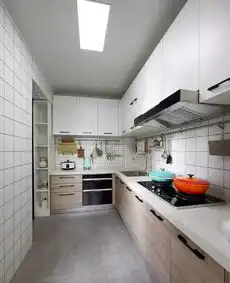 136㎡简约四居室装修案例图,简约文艺又时尚的设计,挺好