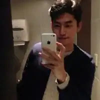 欧美沧桑大叔吸烟图片微信头像图片大全