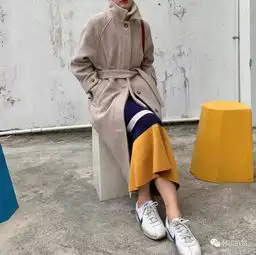 秋冬季别再离不开黑白灰了韩国最近的大势居然是这个颜色