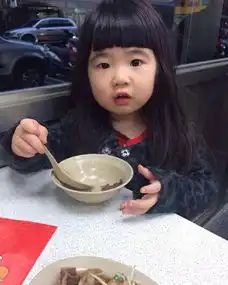 曹格爱女grace成长日记逗比小天后变身长腿女神