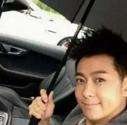 林志颖开上千万跑车上路,半路下雨,他的下一举动真的很无奈