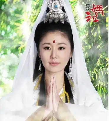 10大饰观音明星对比,刘涛林心如贤惠,李玉刚辣眼,第一无人超越